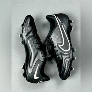 Nike Tiempo Legend 9 Club FG Soccer Cleats Men's, Size: 9.5, black/black